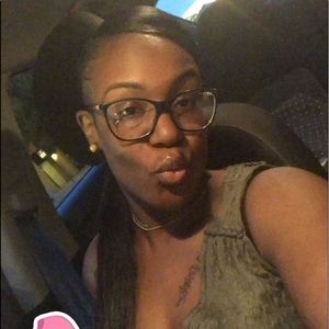 Meet your Posher, Jasmine